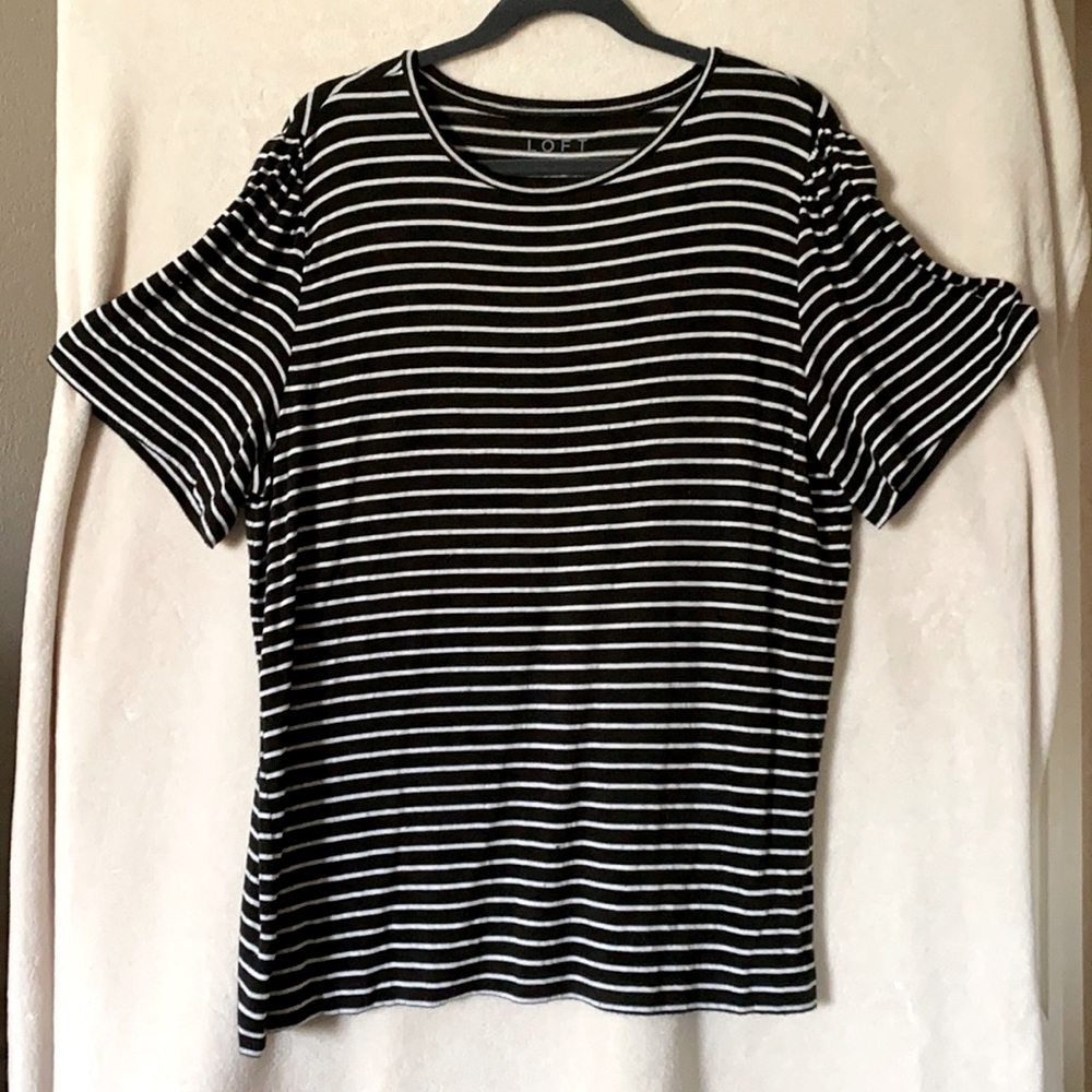 LOFT Black and White striped tee Size XL